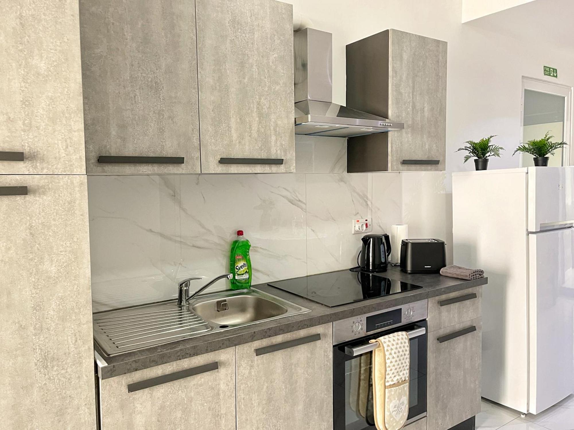 Marina Apartments ムサイダ エクステリア 写真